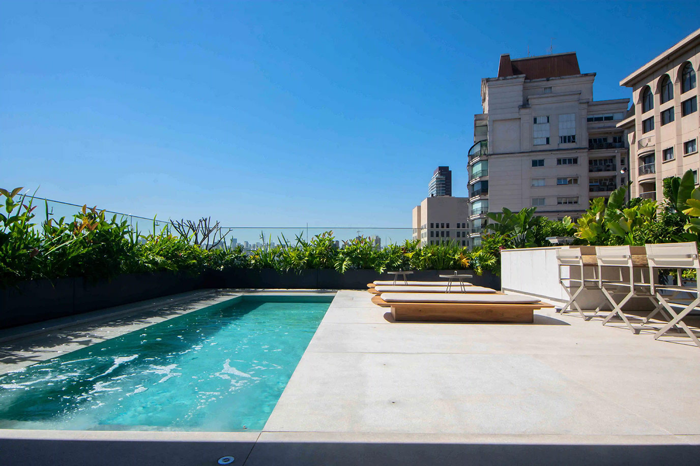 Piscinas & Espelho D'água 31